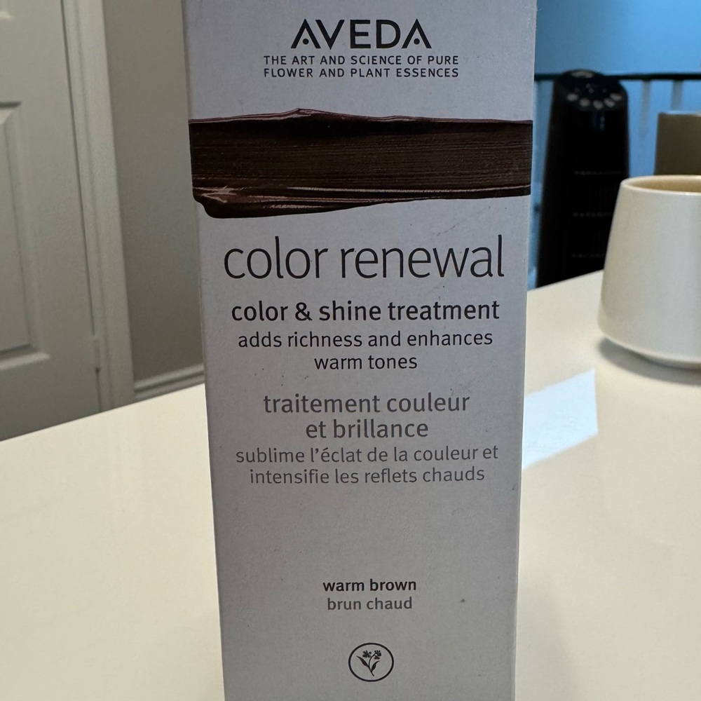 * BNIB* Aveda Color Renewal- Warm Brown